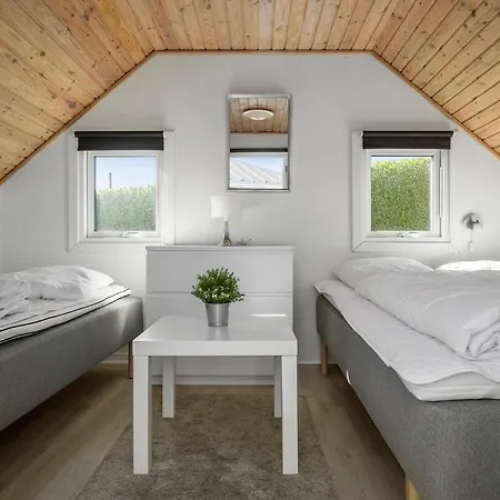 Three-bedroom In بيت للعطل *