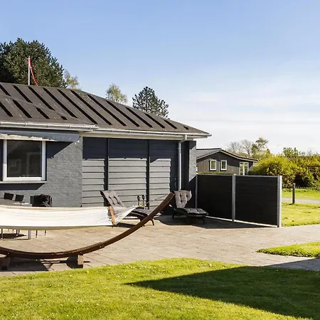 Tatil Evi Three-bedroom In Otterup