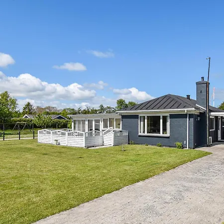 Three-bedroom In Ferienhaus *